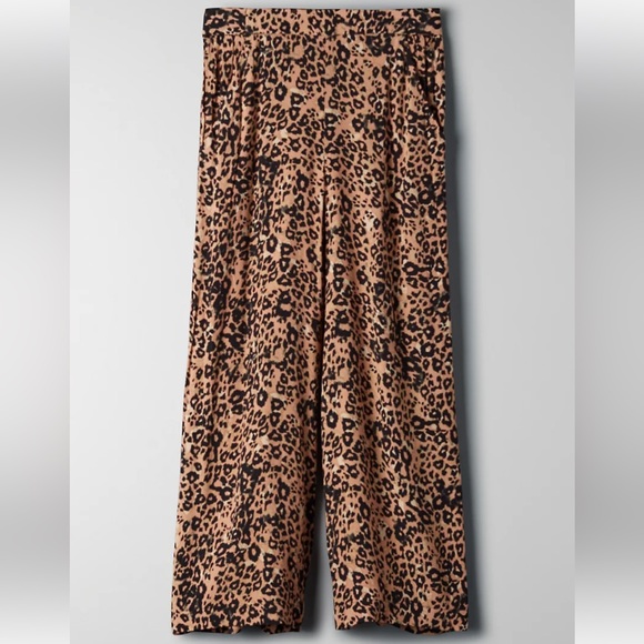 Aritzia Wilfred Faun Tan and Black Leopard Print Wide Leg Pant - cheetah print - Picture 2 of 8